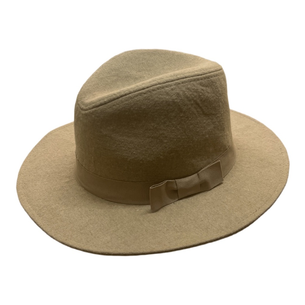 NWT Bebe Women’s Fedora Hat With Cute Bow
Size: One Size
